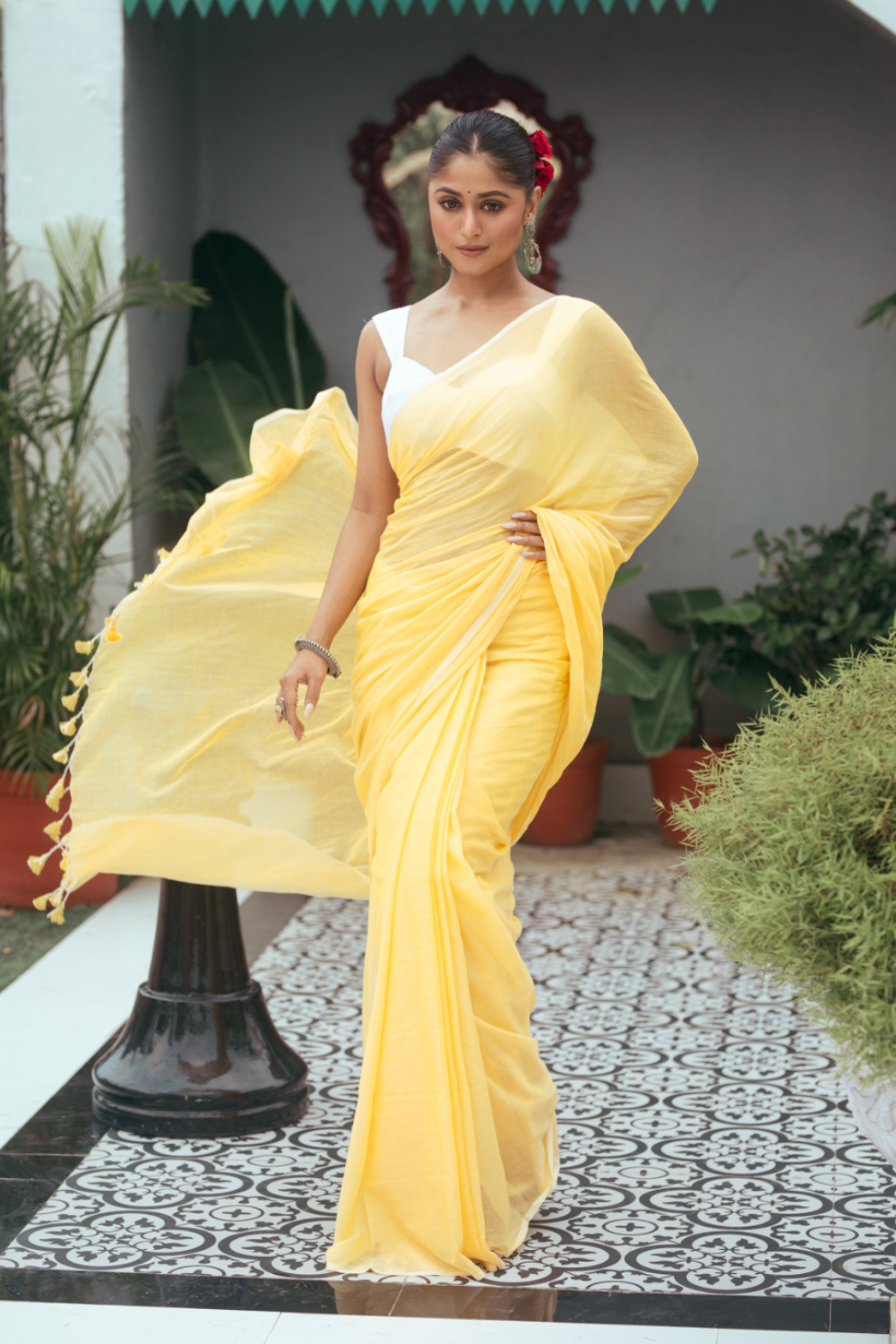 Yellow Pure Mul Cotton Handloom Saree