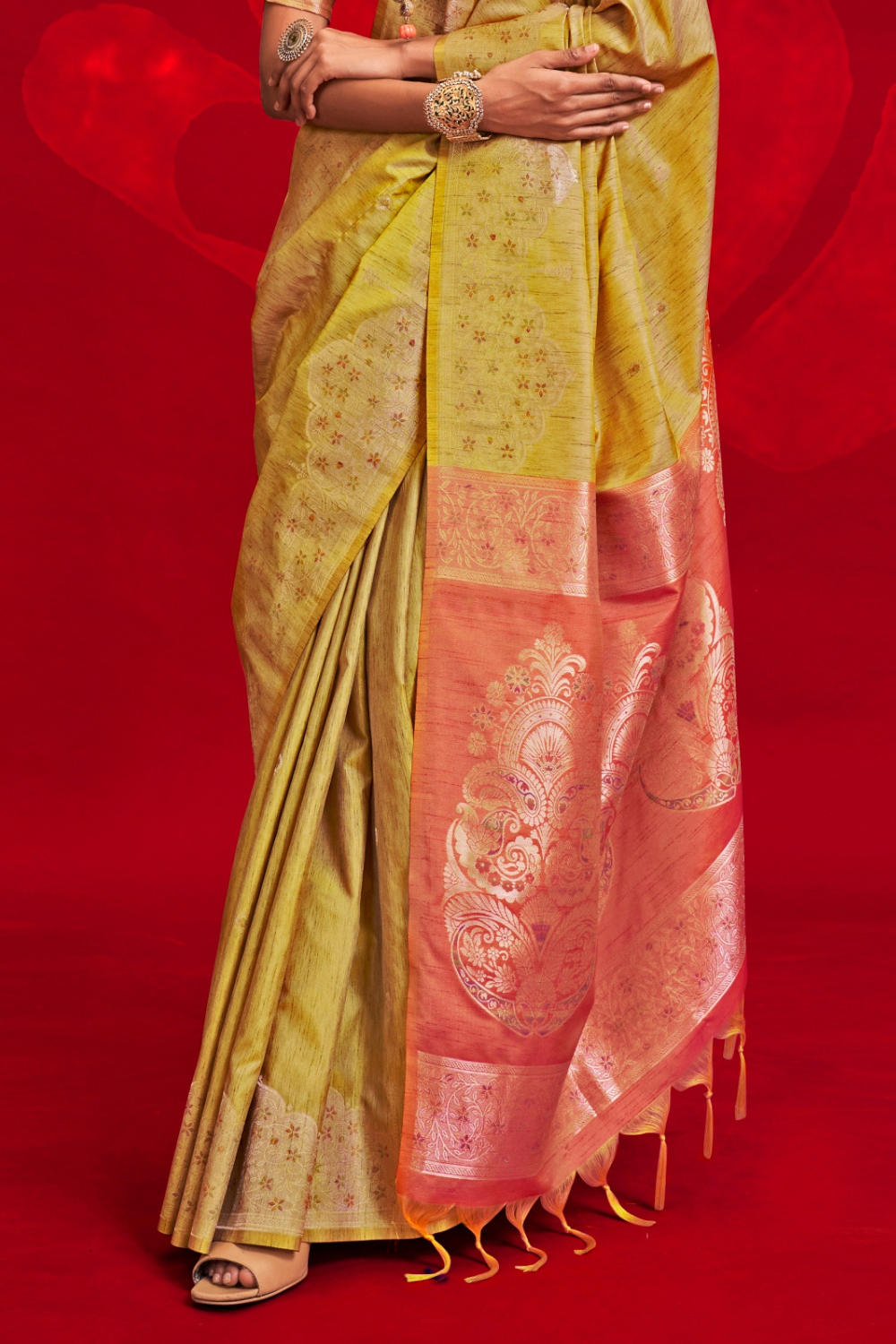 Yellow Tussar Handloom Weaving Silk Saree