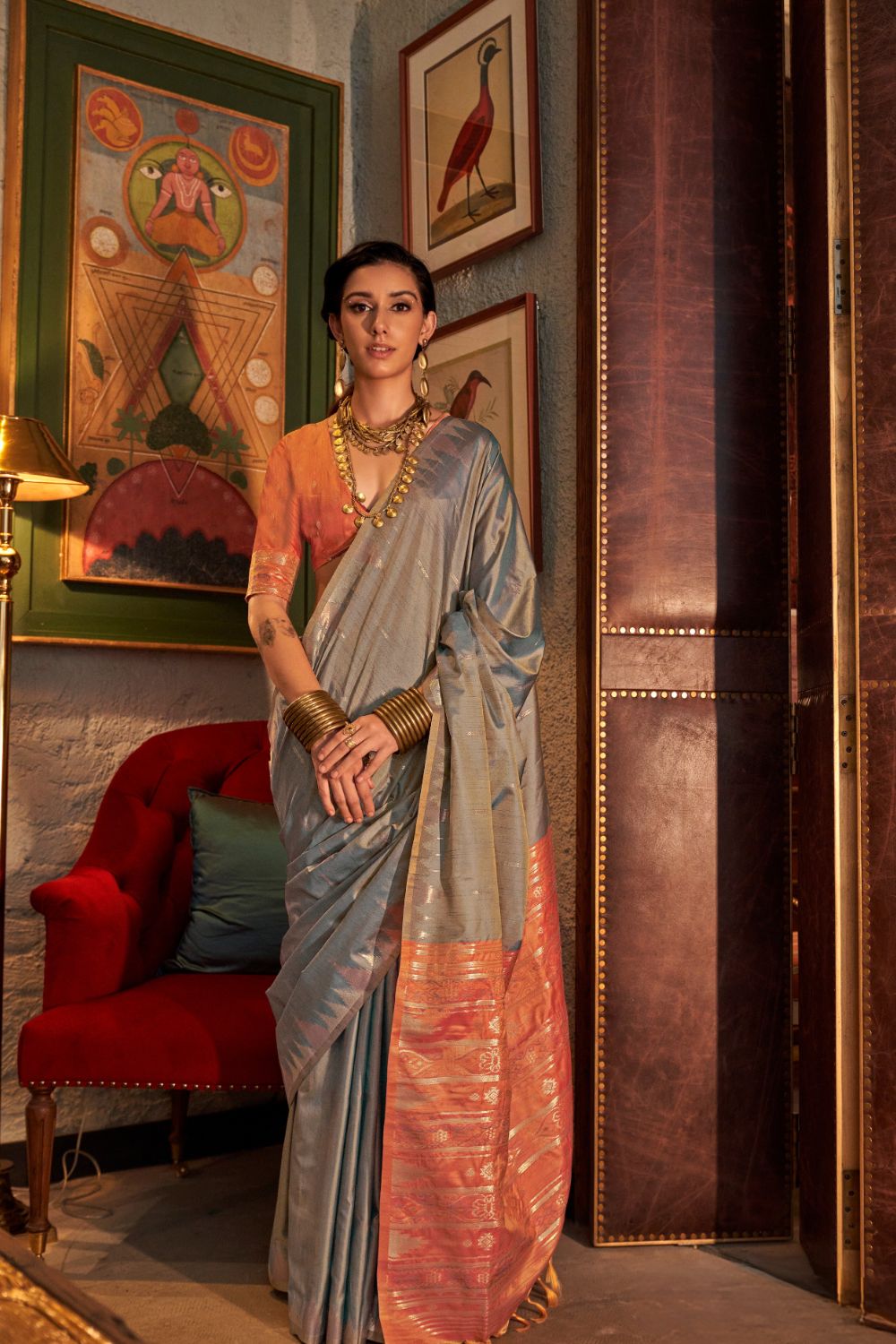 Grey Tussar Handloom Weaving Silk Saree