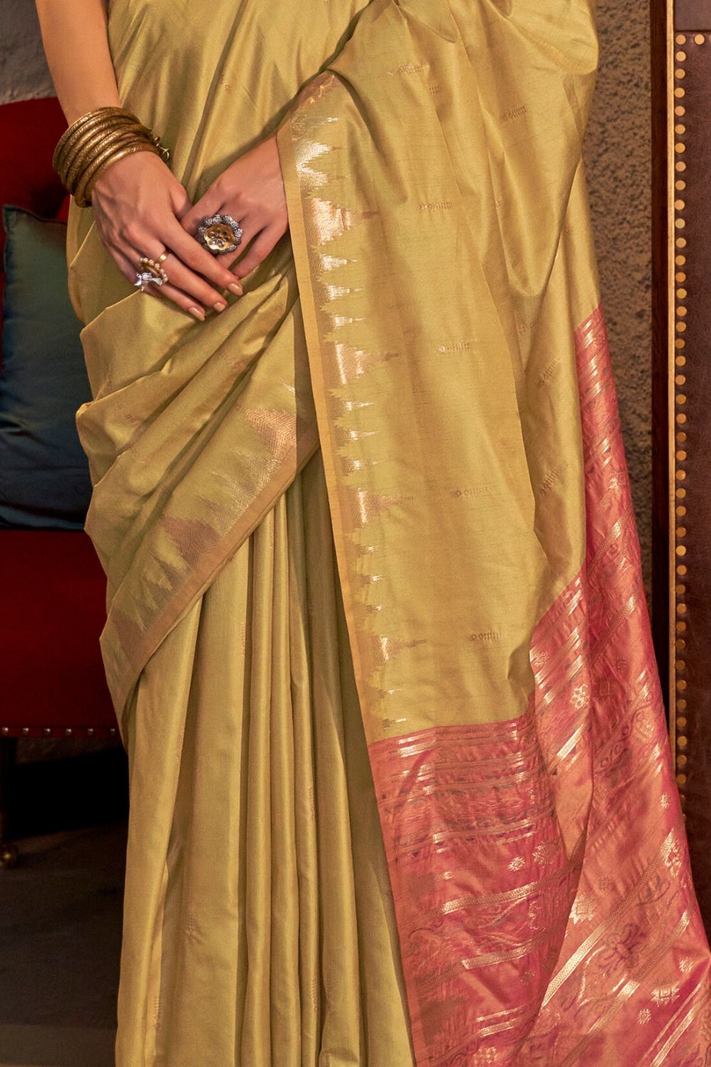 Mustard Tussar Handloom Weaving Silk Saree