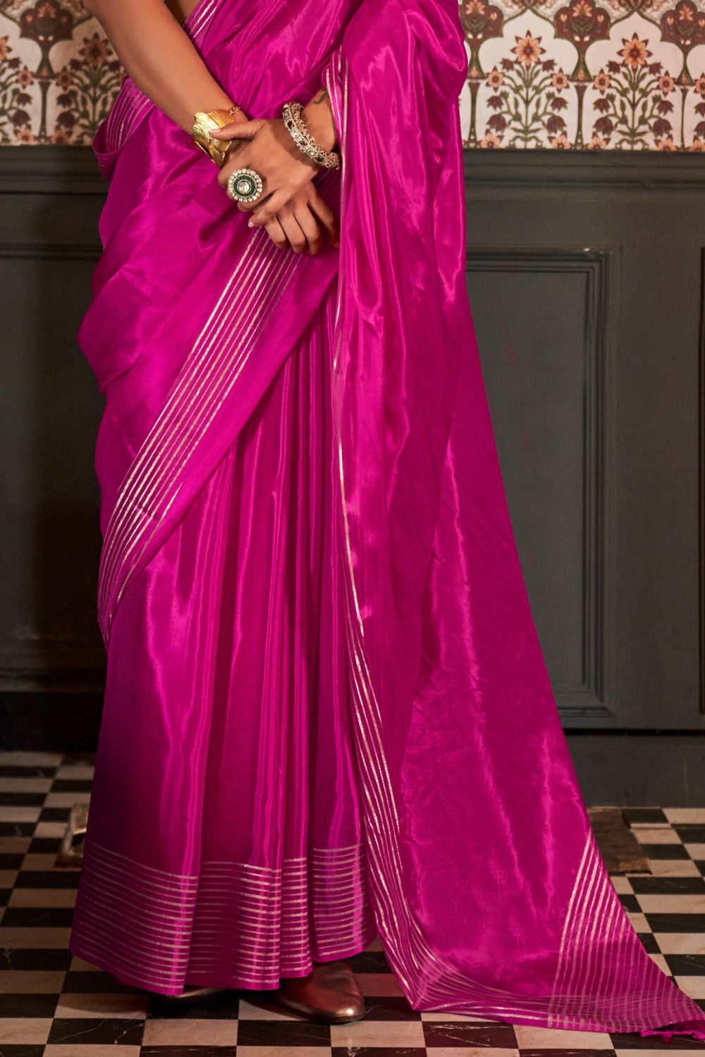 sreevia weaves viscose saree